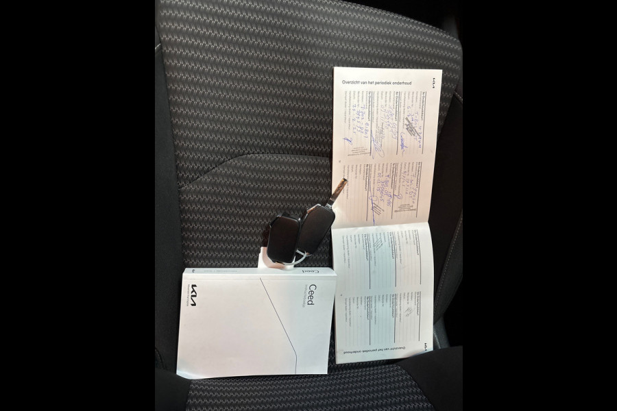 Kia Ceed 1.0 T-GDi DynamicLine Carplay, Navi, Camera