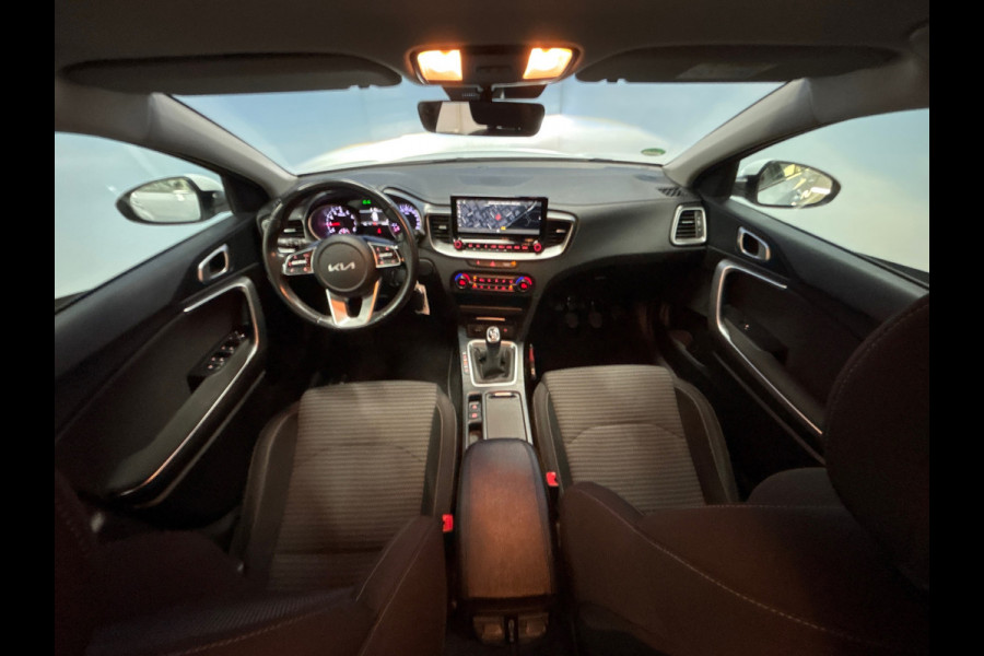 Kia Ceed 1.0 T-GDi DynamicLine Carplay, Navi, Camera