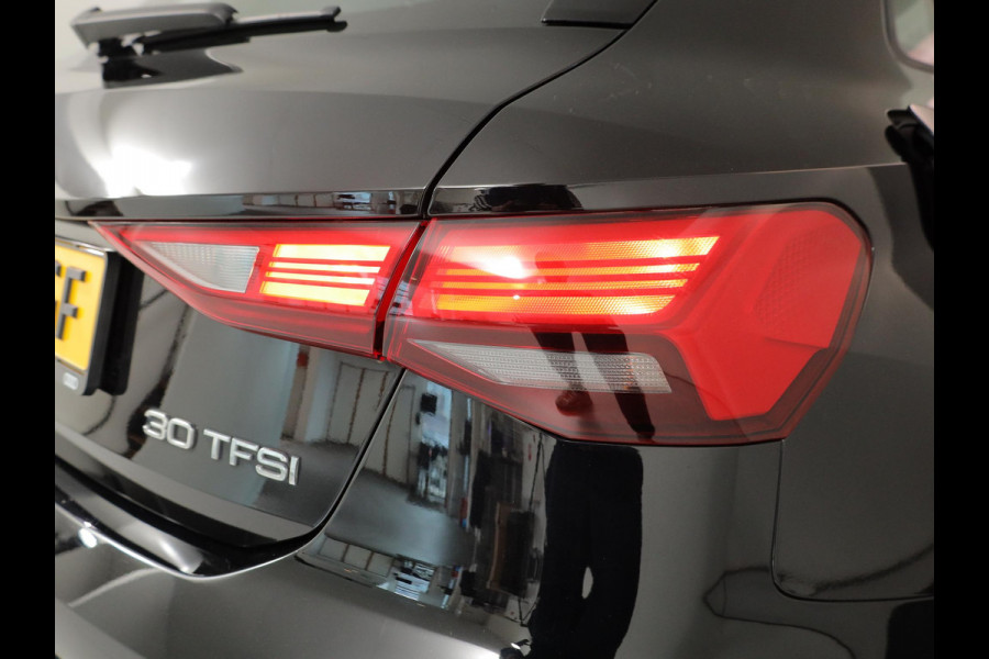 Audi A3 Sportback 30 TFSI Pro Line 110 pk | Navigatie via App | Parkeersensoren achter | Cruise control | LED koplampen | Apple Carplay/Android Auto |