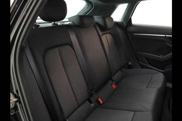 Audi A3 Sportback 30 TFSI Pro Line 110 pk | Navigatie via App | Parkeersensoren achter | Cruise control | LED koplampen | Apple Carplay/Android Auto |