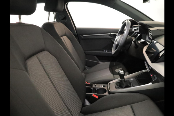 Audi A3 Sportback 30 TFSI Pro Line 110 pk | Navigatie via App | Parkeersensoren achter | Cruise control | LED koplampen | Apple Carplay/Android Auto |