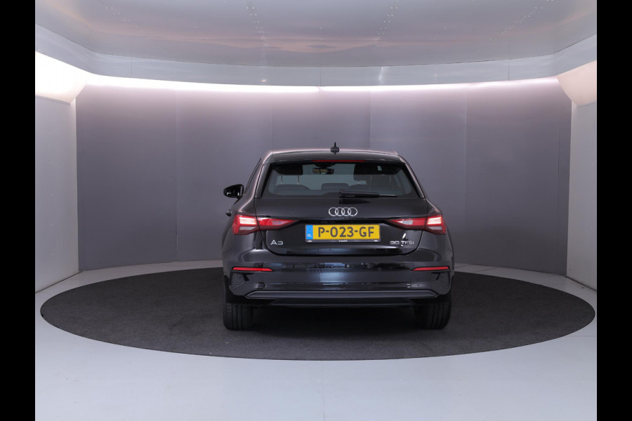 Audi A3 Sportback 30 TFSI Pro Line 110 pk | Navigatie via App | Parkeersensoren achter | Cruise control | LED koplampen | Apple Carplay/Android Auto |