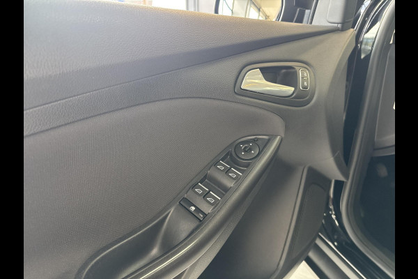 Ford FOCUS Wagon 1.0 Lease Edition