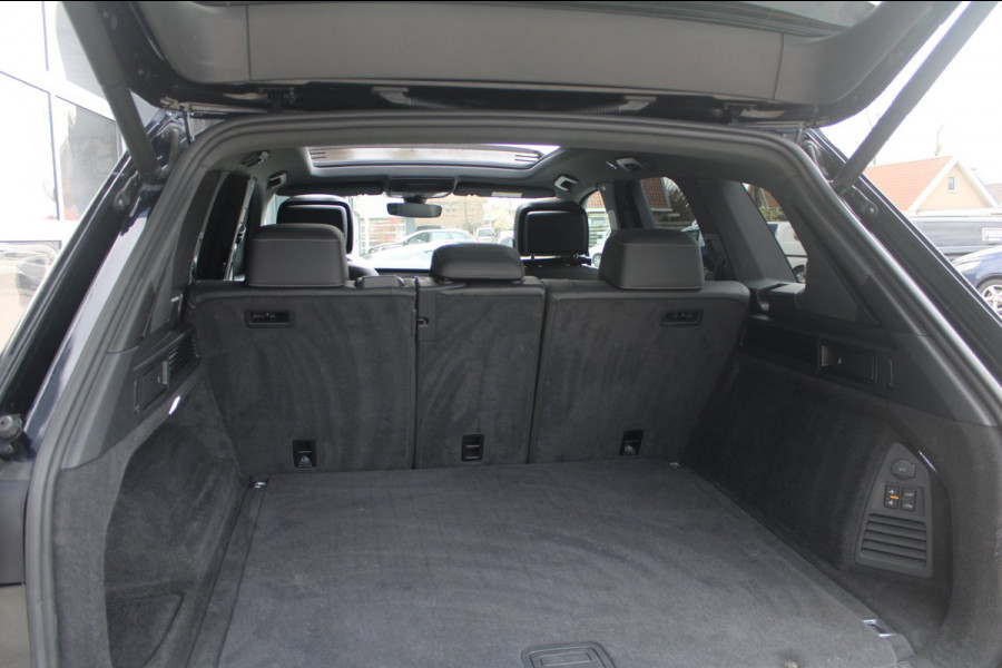 Volkswagen Touareg 3.0 TSi eHybrid 462pk 4MOTION R | Pano | HUD | Luchtvering | Massage | Elek. trekhaak