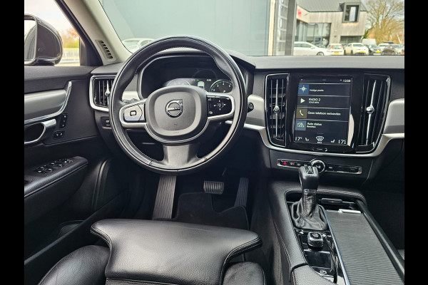 Volvo V90 2.0 T4 Momentum | Automaat | LED | Trekhaak | App-connect | Leder | Stuur & stoelverwarming | BLIS | Elek. stoelen | Elek. achterklep |