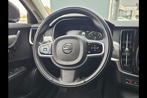 Volvo V90 2.0 T4 Momentum | Automaat | LED | Trekhaak | App-connect | Leder | Stuur & stoelverwarming | BLIS | Elek. stoelen | Elek. achterklep |