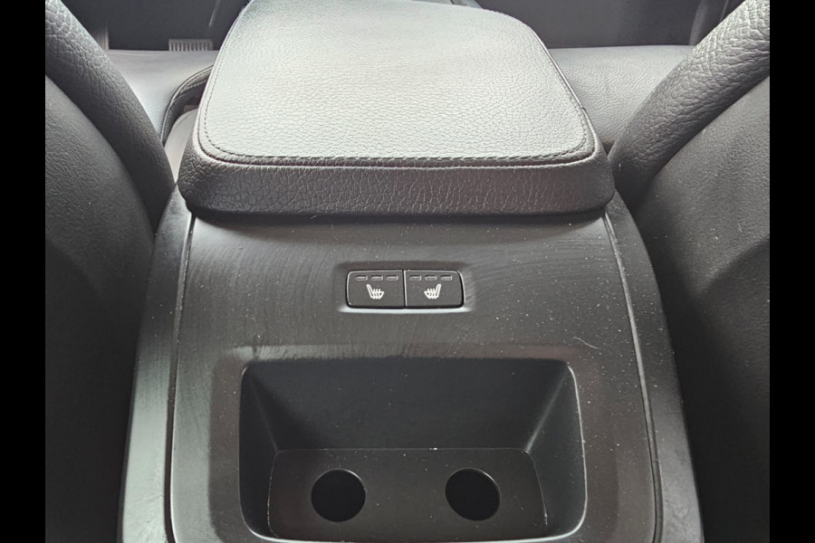 Volvo V90 2.0 T4 Momentum | Automaat | LED | Trekhaak | App-connect | Leder | Stuur & stoelverwarming | BLIS | Elek. stoelen | Elek. achterklep |