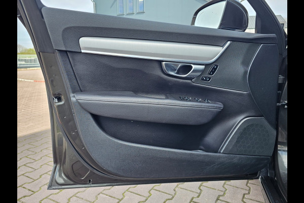 Volvo V90 2.0 T4 Momentum | Automaat | LED | Trekhaak | App-connect | Leder | Stuur & stoelverwarming | BLIS | Elek. stoelen | Elek. achterklep |