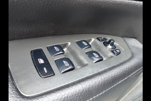 Volvo V90 2.0 T4 Momentum | Automaat | LED | Trekhaak | App-connect | Leder | Stuur & stoelverwarming | BLIS | Elek. stoelen | Elek. achterklep |