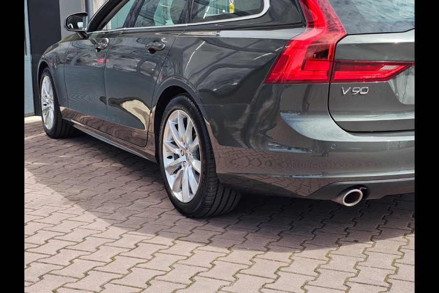 Volvo V90 2.0 T4 Momentum | Automaat | LED | Trekhaak | App-connect | Leder | Stuur & stoelverwarming | BLIS | Elek. stoelen | Elek. achterklep |