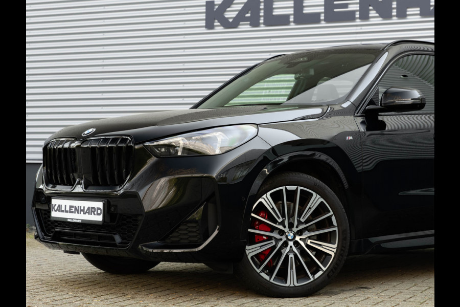 BMW X1 sDrive18i M-Sport - Pano - Trekhaak - Memory - ACC - Harman Kardon
