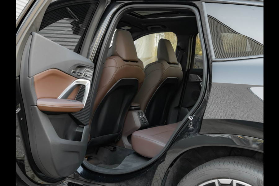 BMW X1 sDrive18i M-Sport - Pano - Trekhaak - Memory - ACC - Harman Kardon