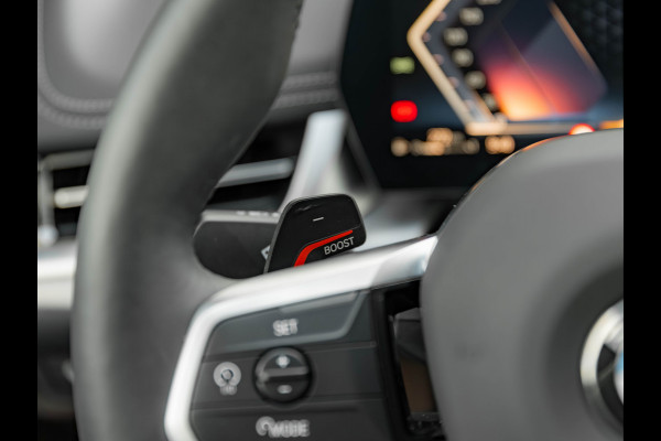 BMW X1 sDrive18i M-Sport - Pano - Trekhaak - Memory - ACC - Harman Kardon