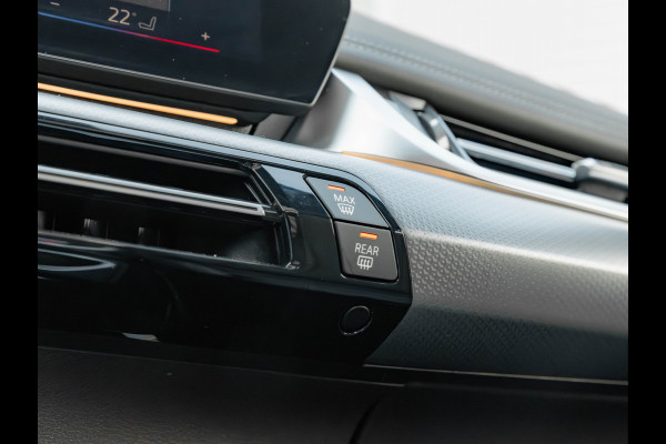 BMW X1 sDrive18i M-Sport - Pano - Trekhaak - Memory - ACC - Harman Kardon