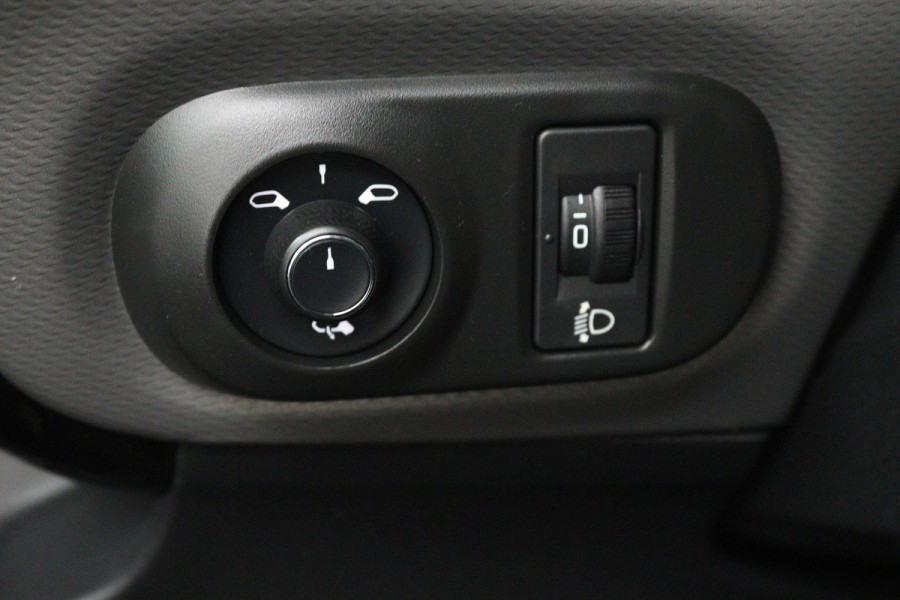 Citroën C4 Cactus 1.2 PureTech Shine (NAVIGATIE, TREKHAAK, CARPLAY, CAMERA, LED, PARKEERSENSOREN)