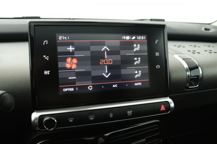 Citroën C4 Cactus 1.2 PureTech Shine (NAVIGATIE, TREKHAAK, CARPLAY, CAMERA, LED, PARKEERSENSOREN)