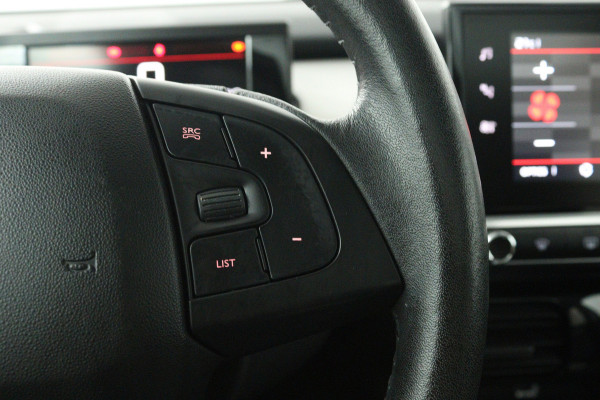 Citroën C4 Cactus 1.2 PureTech Shine (NAVIGATIE, TREKHAAK, CARPLAY, CAMERA, LED, PARKEERSENSOREN)