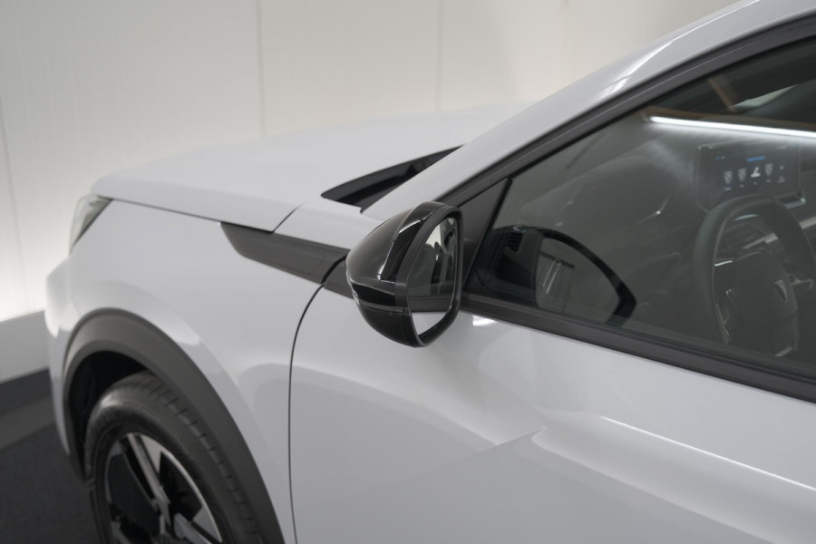 Peugeot 2008 PureTech 100 Allure | Apple Carplay | Parkeersensoren | Climate Control | Cruise Control