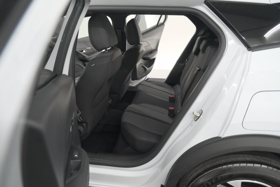 Peugeot 2008 PureTech 100 Allure | Apple Carplay | Parkeersensoren | Climate Control | Cruise Control