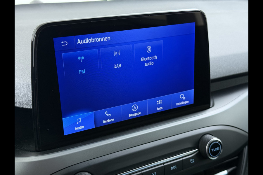 Ford FOCUS Wagon T 125PK Hybride Trekhaak Navi Camera LED Dual-ECC Keyless FordPass-ConnectStoel+Stuur+Voorruitverwarming Apple Carplay Android A DAB Bluetooth Lmv 17" Ecc GSM Draadloos Opladen Led Privacy Glas Isofix Lane Assist Keyless Licht-/regensensor Origineel Nederlandse Auto  € 34.000 nieuw