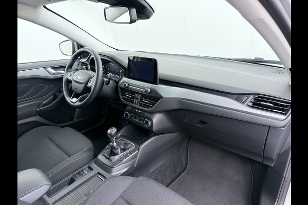 Ford FOCUS Wagon T 125PK Hybride Trekhaak Navi Camera LED Dual-ECC Keyless FordPass-ConnectStoel+Stuur+Voorruitverwarming Apple Carplay Android A DAB Bluetooth Lmv 17" Ecc GSM Draadloos Opladen Led Privacy Glas Isofix Lane Assist Keyless Licht-/regensensor Origineel Nederlandse Auto  € 34.000 nieuw