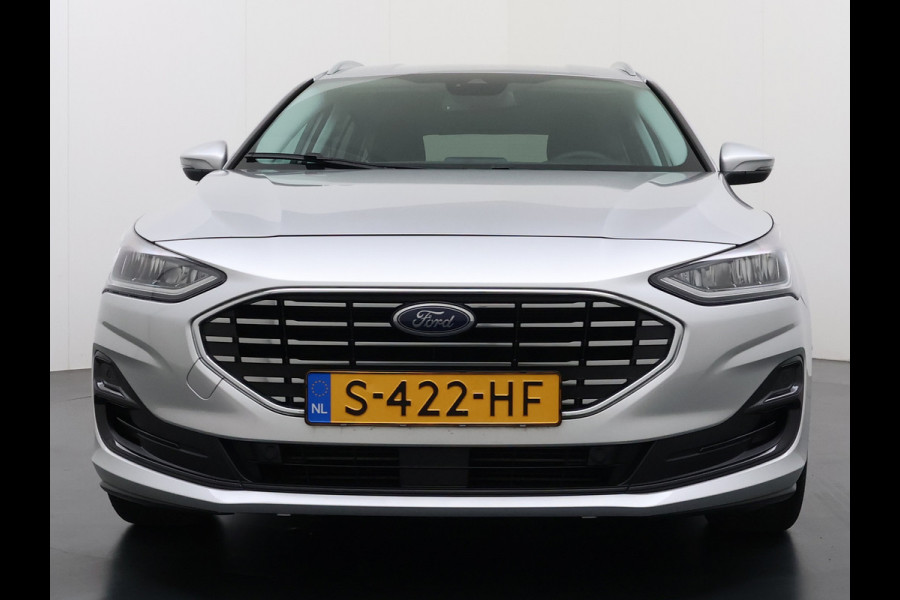 Ford FOCUS Wagon T 125PK Hybride Trekhaak Navi Camera LED Dual-ECC Keyless FordPass-ConnectStoel+Stuur+Voorruitverwarming Apple Carplay Android A DAB Bluetooth Lmv 17" Ecc GSM Draadloos Opladen Led Privacy Glas Isofix Lane Assist Keyless Licht-/regensensor Origineel Nederlandse Auto  € 34.000 nieuw