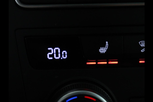 Seat Ateca 1.5 TSI Style Intense | Stoelverwarming | Adaptive cruise | Carplay | Virtual Cockpit | Parkeerhulp | Stuurverwarming | Navigatie | Full LED | Climate control | Bluetooth