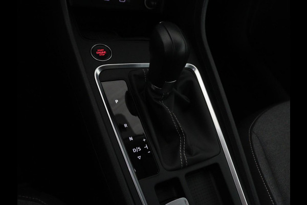 Seat Ateca 1.5 TSI Style Intense | Stoelverwarming | Adaptive cruise | Carplay | Virtual Cockpit | Parkeerhulp | Stuurverwarming | Navigatie | Full LED | Climate control | Bluetooth