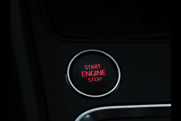 Seat Ateca 1.5 TSI Style Intense | Stoelverwarming | Adaptive cruise | Carplay | Virtual Cockpit | Parkeerhulp | Stuurverwarming | Navigatie | Full LED | Climate control | Bluetooth