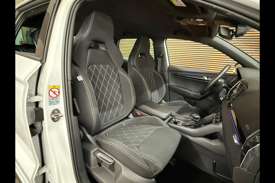 Škoda Karoq 1.5 TSI DSG 4x4 Sportline Business | 1800KG Trekgewicht | Carplay | Sportstoelen | Camera