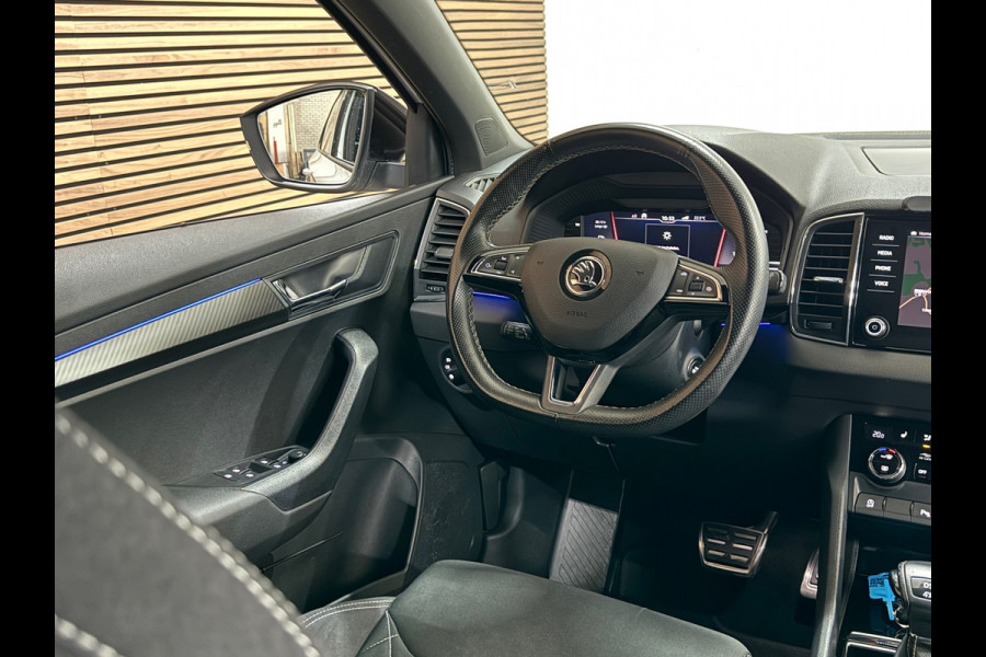 Škoda Karoq 1.5 TSI DSG 4x4 Sportline Business | 1800KG Trekgewicht | Carplay | Sportstoelen | Camera