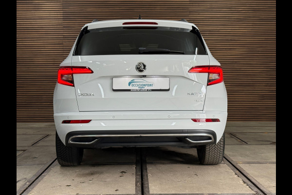 Škoda Karoq 1.5 TSI DSG 4x4 Sportline Business | 1800KG Trekgewicht | Carplay | Sportstoelen | Camera