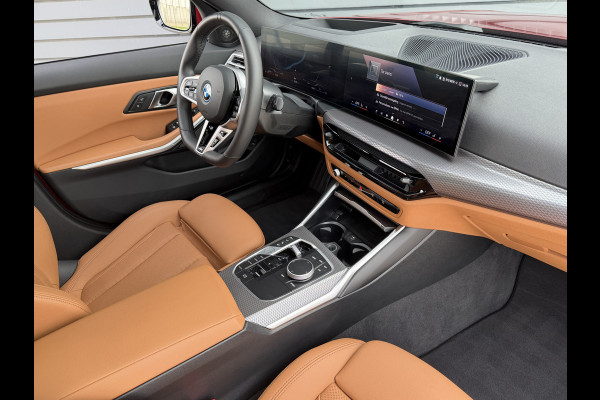 BMW 3 Serie Touring 330e XDrive AUT / Pan Dak / Head Up / HK / Trekh