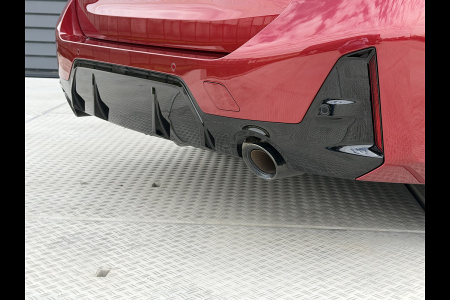 BMW 3 Serie Touring 330e XDrive AUT / Pan Dak / Head Up / HK / Trekh