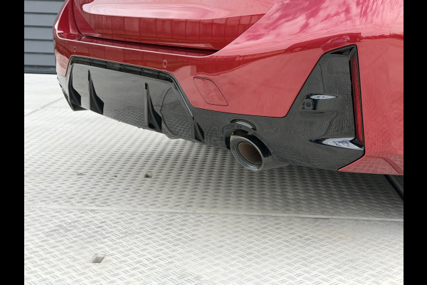 BMW 3 Serie Touring 330e XDrive AUT / Pan Dak / Head Up / HK / Trekh