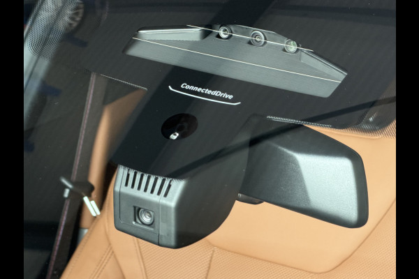 BMW 3 Serie Touring 330e XDrive AUT / Pan Dak / Head Up / HK / Trekh