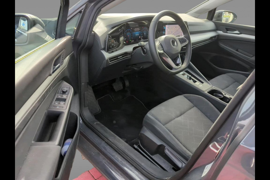 Volkswagen Golf Variant 1.0 eTSI 110pk DSG Life Comfort | LED | Navigatie | ACC | Android-Carplay | PDC