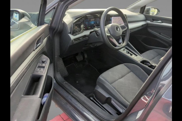 Volkswagen Golf Variant 1.0 eTSI 110pk DSG Life Comfort | LED | Navigatie | ACC | Android-Carplay | PDC