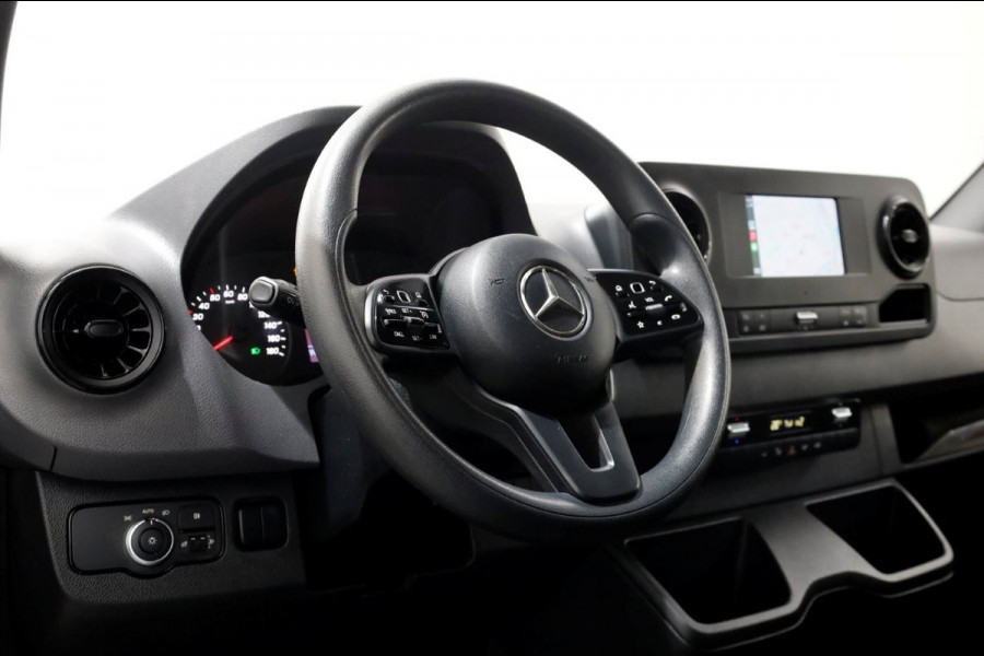 Mercedes-Benz Sprinter 317 CDI 170pk 9G Automaat Bakwagen met laadklep H232cm 12-2023