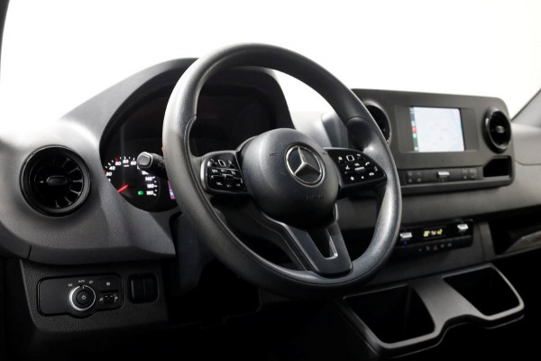 Mercedes-Benz Sprinter 317 CDI 170pk 9G Automaat Bakwagen met laadklep H232cm 12-2023