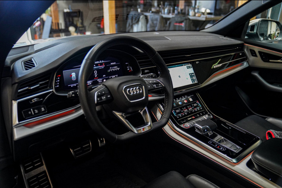 Audi SQ8 4.0 TDI SQ8 Quattro | Panorama | Trekhaak | Bang&Olufsen | Massage | Memory | Head up Display | LED | Dealer Onderhouden