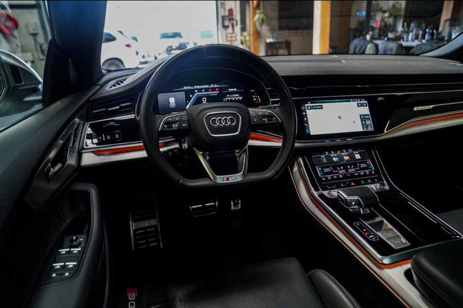 Audi SQ8 4.0 TDI SQ8 Quattro | Panorama | Trekhaak | Bang&Olufsen | Massage | Memory | Head up Display | LED | Dealer Onderhouden