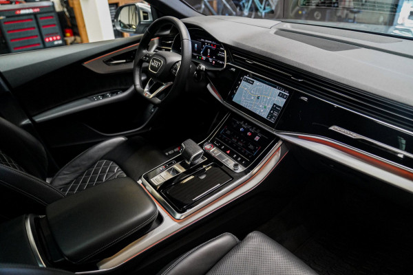 Audi SQ8 4.0 TDI SQ8 Quattro | Panorama | Trekhaak | Bang&Olufsen | Massage | Memory | Head up Display | LED | Dealer Onderhouden