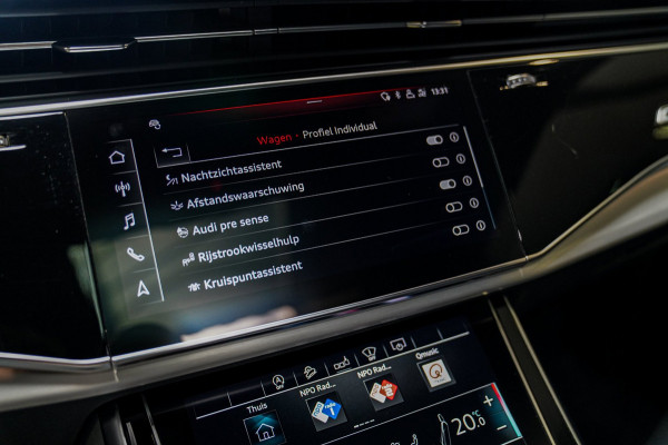 Audi SQ8 4.0 TDI SQ8 Quattro | Panorama | Trekhaak | Bang&Olufsen | Massage | Memory | Head up Display | LED | Dealer Onderhouden