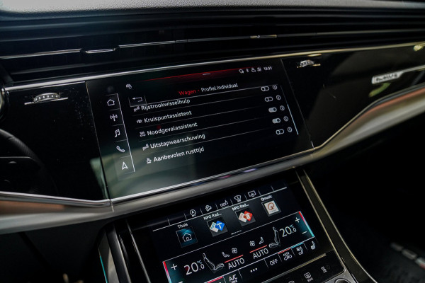 Audi SQ8 4.0 TDI SQ8 Quattro | Panorama | Trekhaak | Bang&Olufsen | Massage | Memory | Head up Display | LED | Dealer Onderhouden