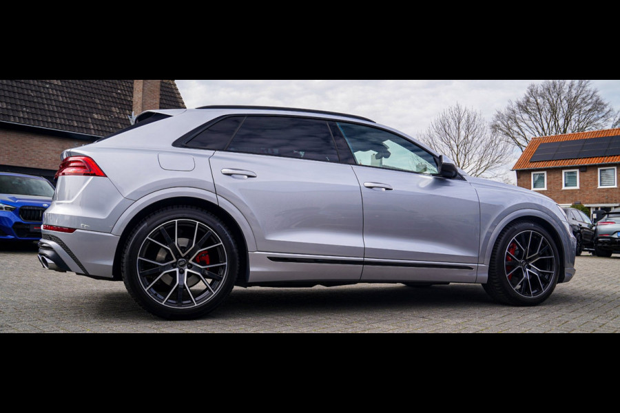 Audi SQ8 4.0 TDI SQ8 Quattro | Panorama | Trekhaak | Bang&Olufsen | Massage | Memory | Head up Display | LED | Dealer Onderhouden