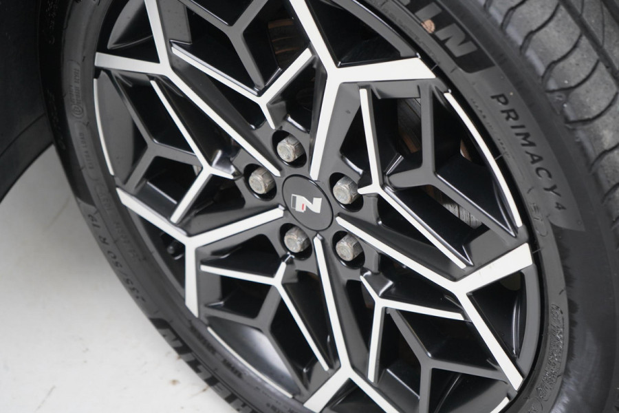 Hyundai Tucson 1.6 T-GDi PHEV N Line Sky 4WD | SoH 100% | Trekhaak | Stoelverwarming | Keyless | Adaptive | Panoramadak