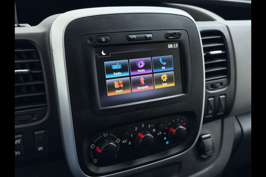 Renault Trafic DCI 126PK 3-Pers. EURO 6 Trekhaak Navi Airco Cruise Control Imperial Bluetooth Pdc Comfort Energy Achterdeuren Schuifdeur Betonplex Vloer Inbouwkasten 1.6dCi T29 L1H1 1e Eigenaar 2.000KG Trekgewicht Origineel Nederlandse Bus
