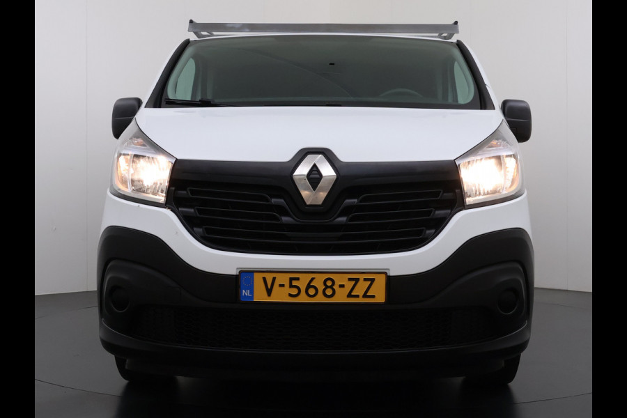 Renault Trafic DCI 126PK 3-Pers. EURO 6 Trekhaak Navi Airco Cruise Control Imperial Bluetooth Pdc Comfort Energy Achterdeuren Schuifdeur Betonplex Vloer Inbouwkasten 1.6dCi T29 L1H1 1e Eigenaar 2.000KG Trekgewicht Origineel Nederlandse Bus