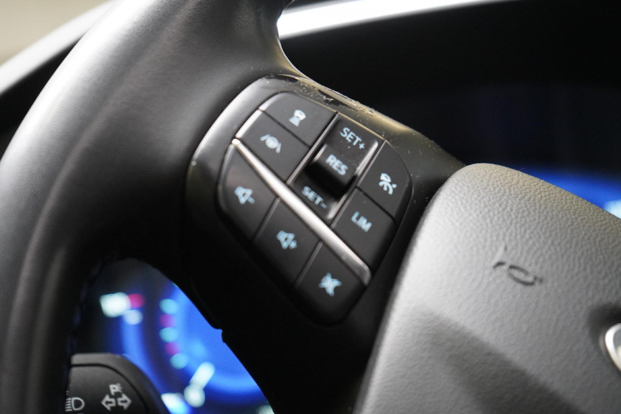 Ford Kuga 2.5 PHEV Titanium | Panoramadak | Trekhaak | Adaptive cruise | Climate control | Stoelverwarming